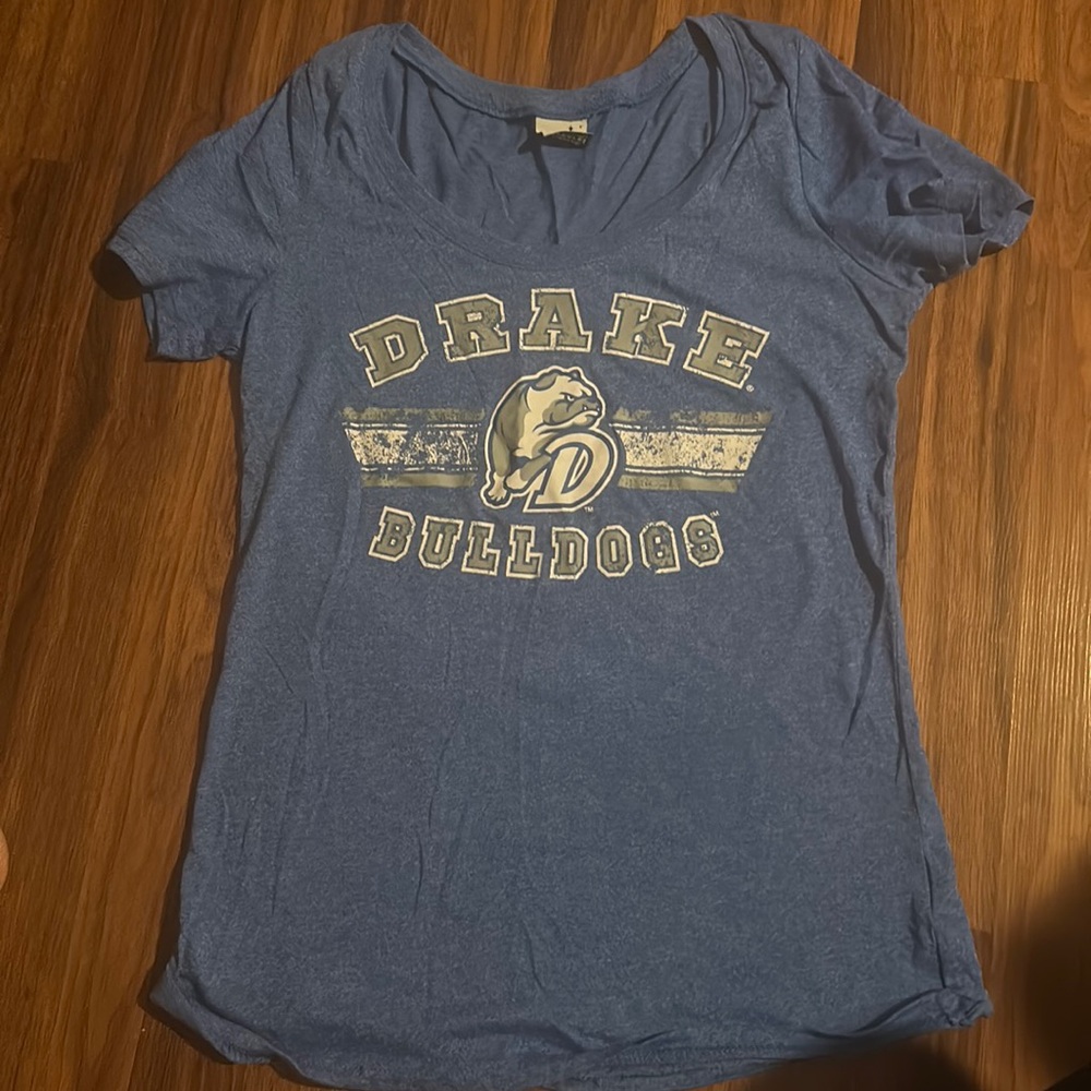 Drake University t-shirt